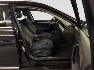 Volkswagen Passat bild 25