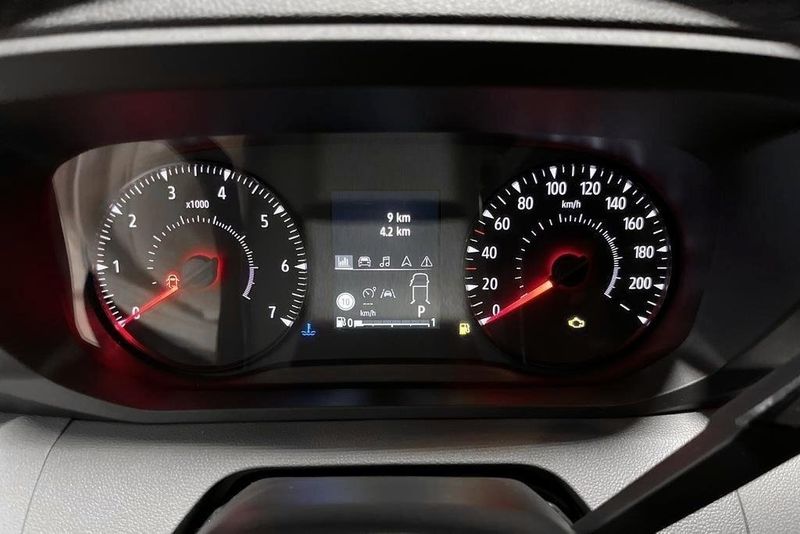 Nissan Interstar bild 10