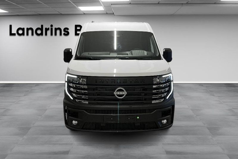 Nissan Interstar bild 2