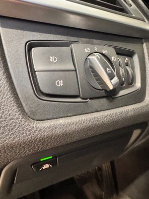 BMW 320 bild 12