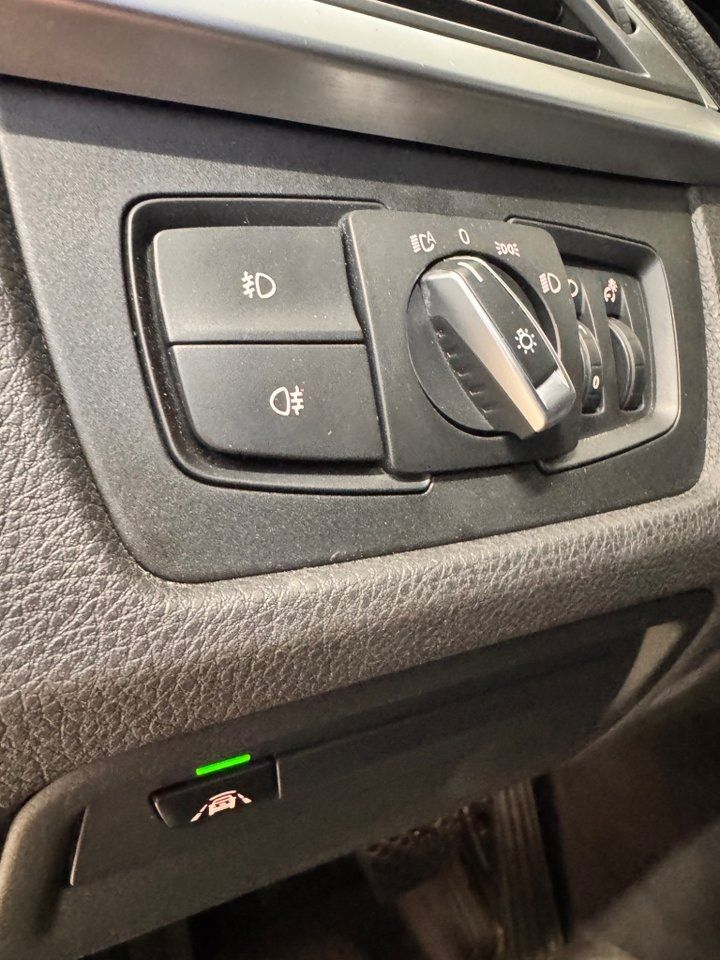 BMW 320 bild 12