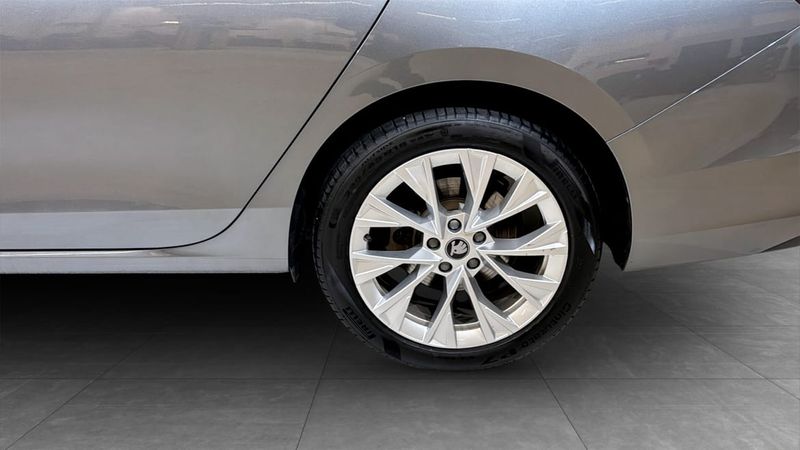 Skoda Superb bild 6