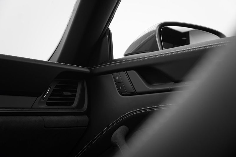 Porsche 992 bild 32
