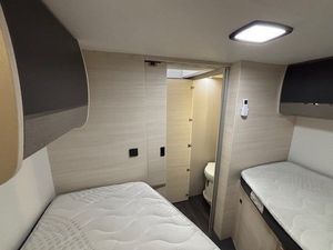 Challenger 337 bild 12