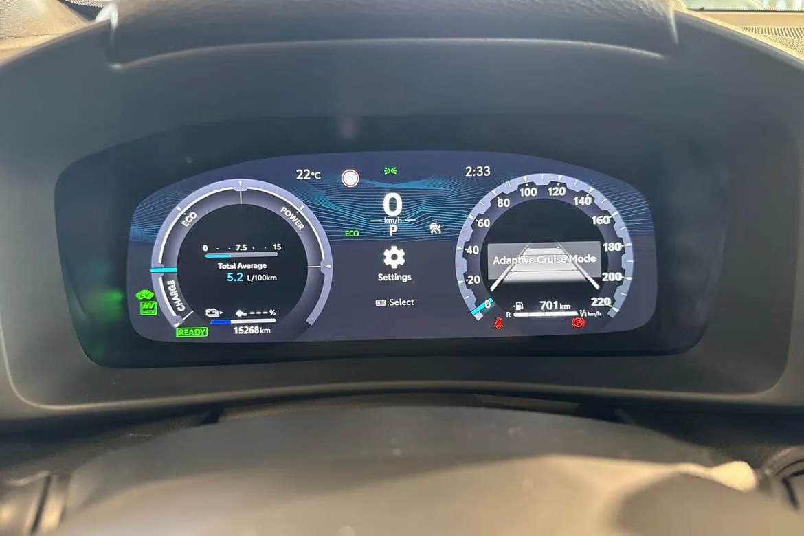Vehicle image 15