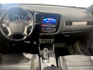Mitsubishi Outlander bild 7