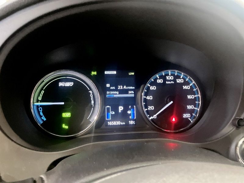 Mitsubishi Outlander bild 9