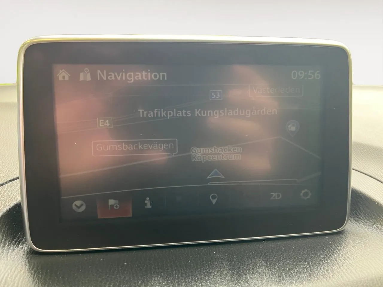 Vehicle image 22