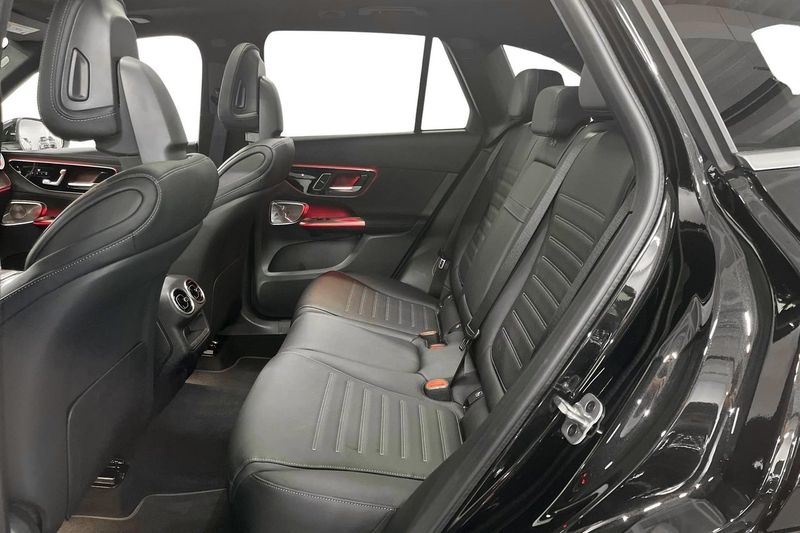 Mercedes GLC300 bild 10