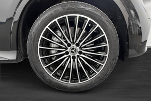 Mercedes GLC300 bild 12