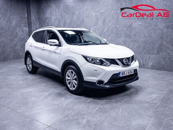 Nissan Qashqai 1.5 dCi TEKNA Värmare 360 Navi Döda vinkel Keyless Drag - 2016