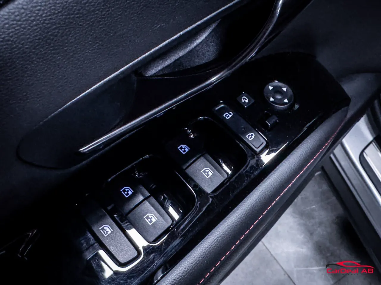 Vehicle image 35