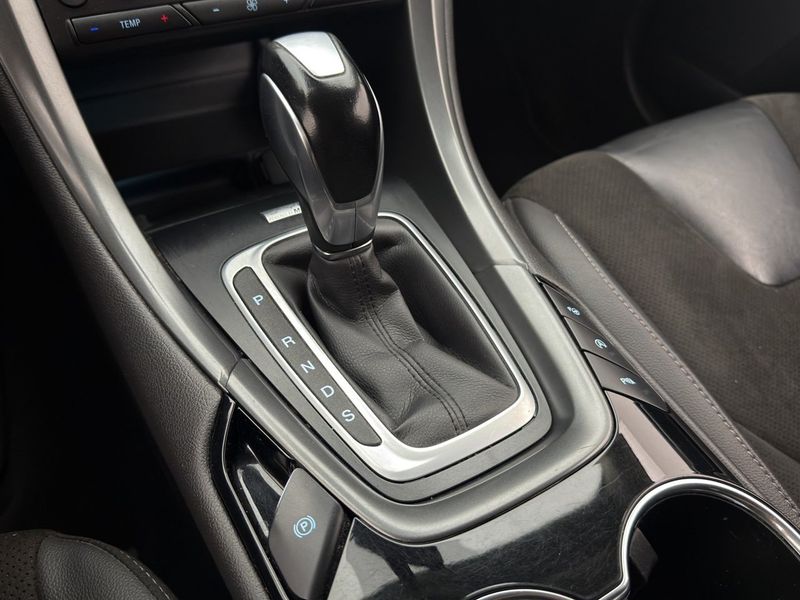 Ford Mondeo bild 20
