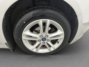 Ford Mondeo bild 28