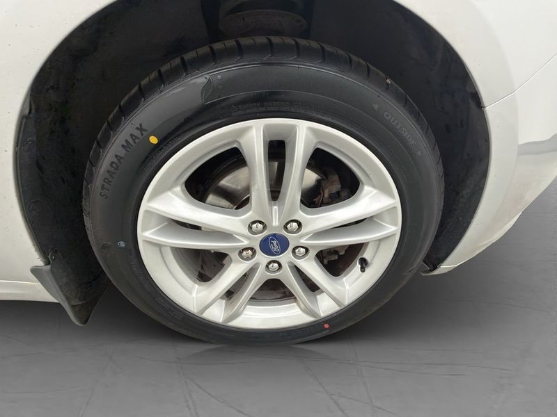 Ford Mondeo bild 28