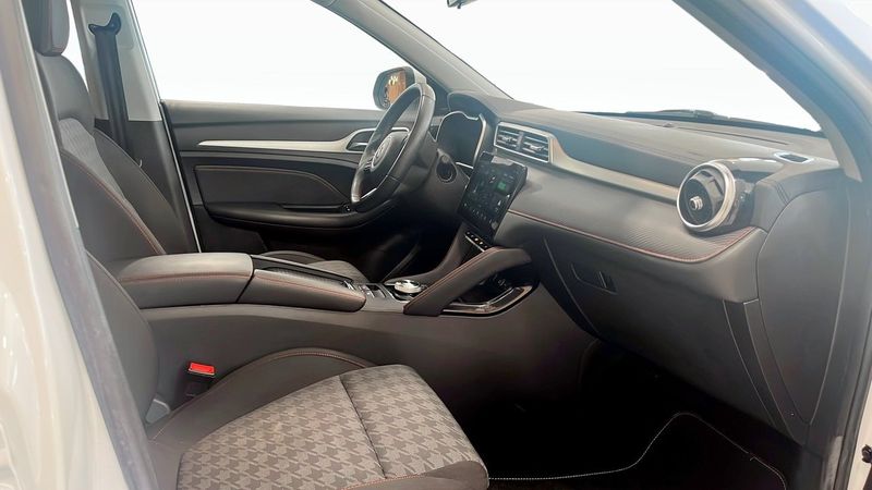 MG ZS EV bild 3