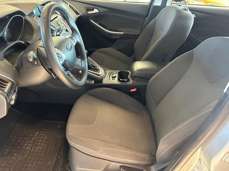 Ford Focus bild 12
