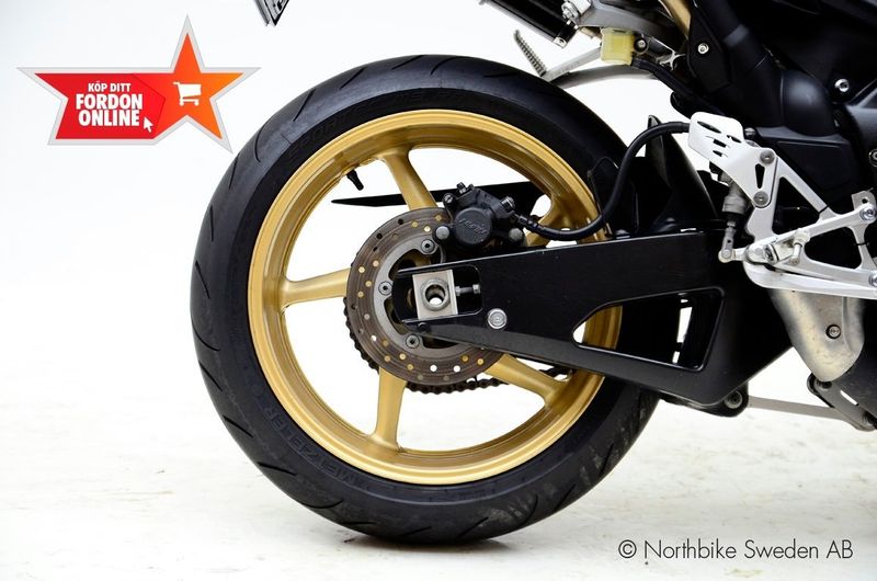 Yamaha YZF bild 5
