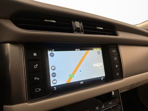 Jaguar XF bild 20