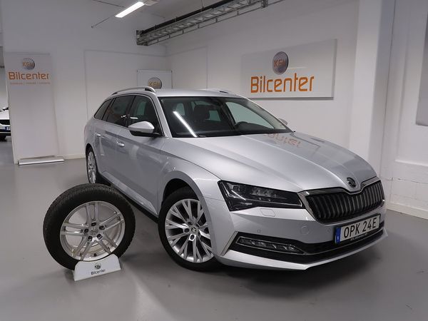 Skoda Superb iV 1.4 TSI V-Däck ingår CANTON-Cockpit-Drag-Kamera-Värm - 2021