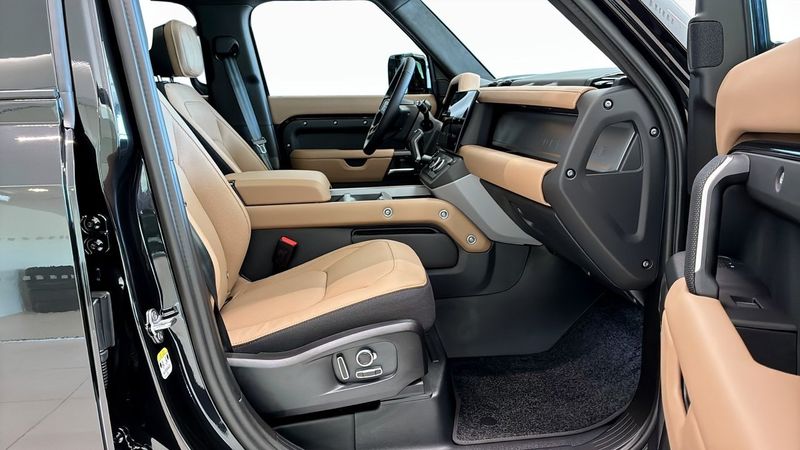 Land Rover Defender bild 3