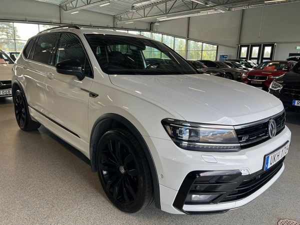 Volkswagen Tiguan Allspace 2.0 TDI R-Line 4Motion GT Cockpit D-Värmare - 2021