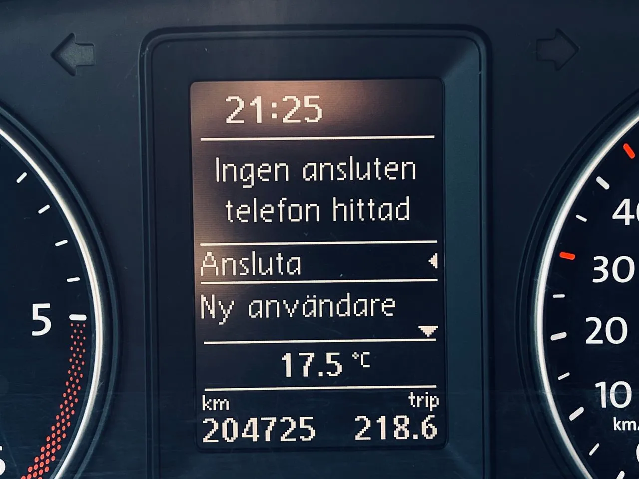 Vehicle image 21