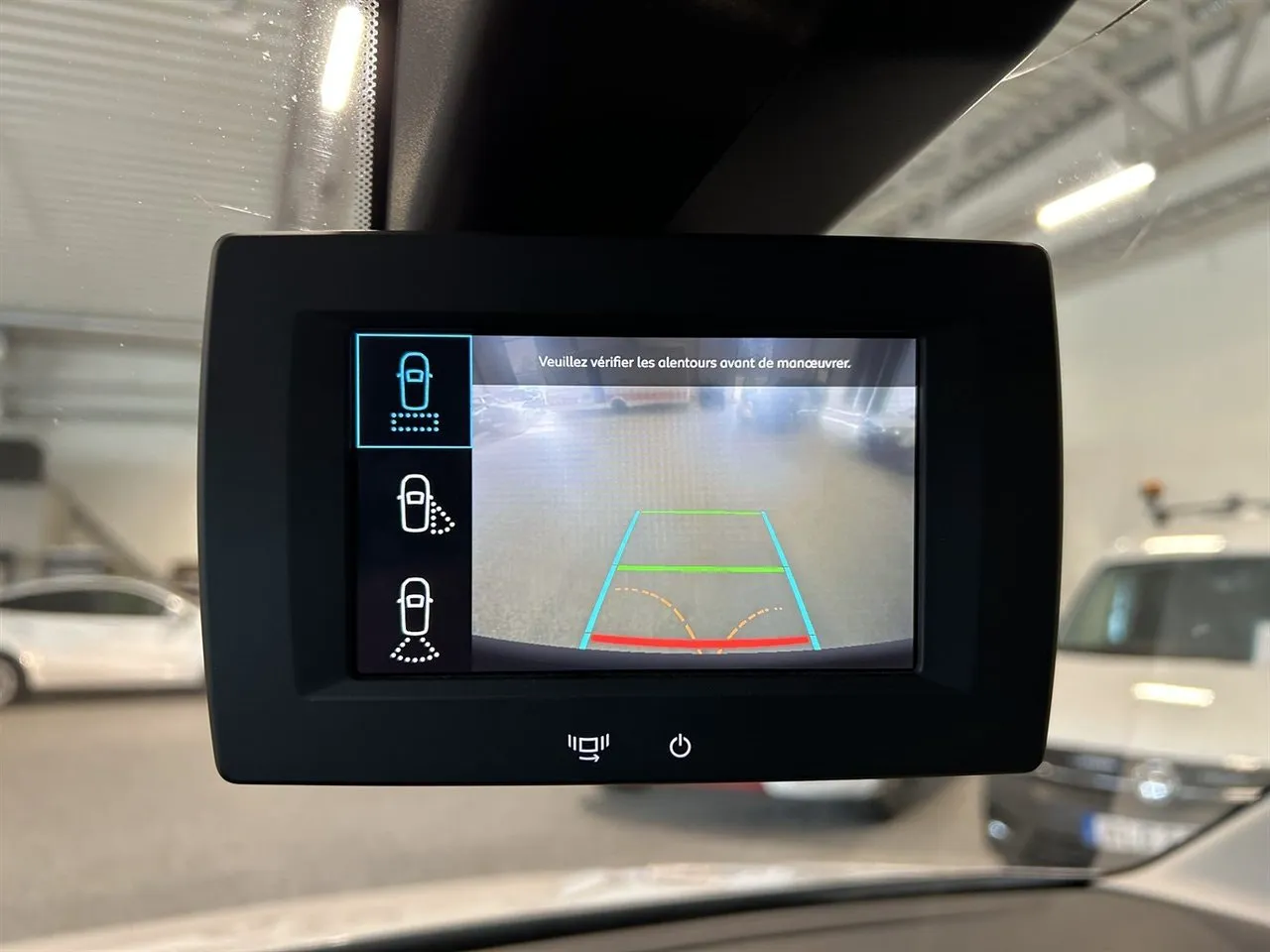 Vehicle image 22