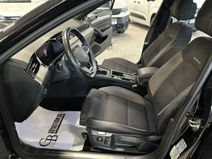 Volkswagen Passat bild 11