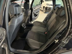 Volkswagen Passat bild 14