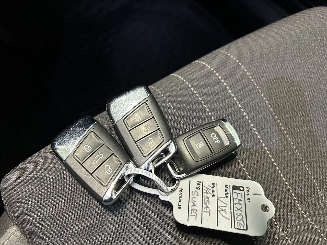 Vehicle image 20