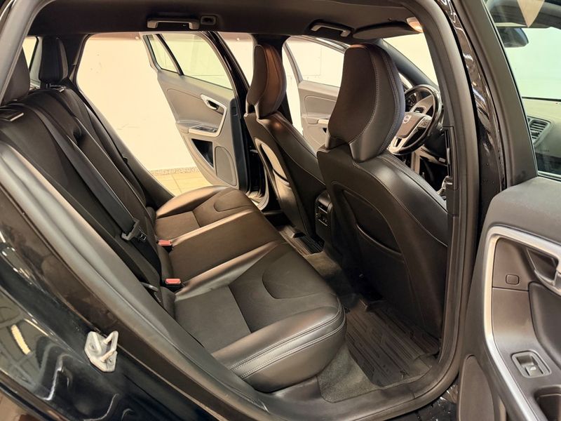 Volvo V60 bild 13