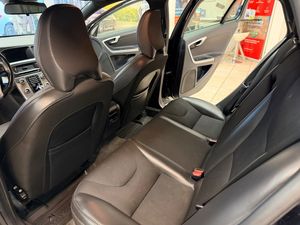 Volvo V60 bild 14