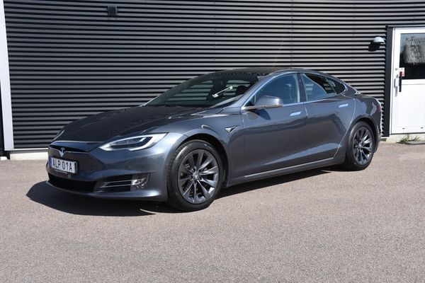 Tesla Model S Long Range AWD Skinn, Panorama, Luftfjädring, Navi - 2020