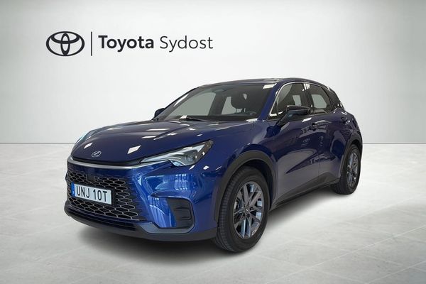 Lexus LBX 1.5 Automat Navigation Backkamera Rattvärme Ada... - 2025