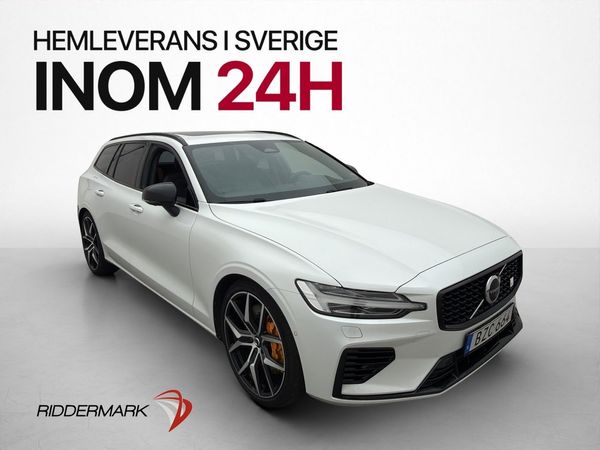 Volvo V60 Recharge T8 AWD Polestar Engineered B&W Pano MOMS - 2024