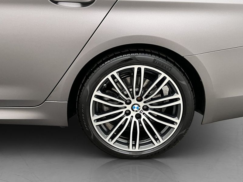 BMW 520 bild 38
