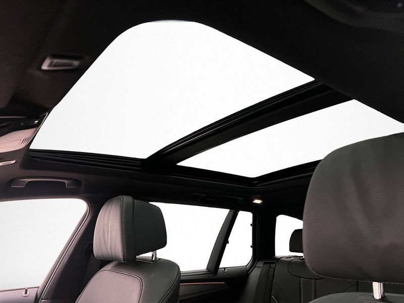 BMW 520 bild 16