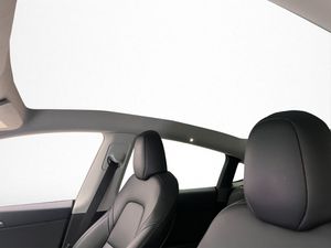 Tesla Model Y bild 11