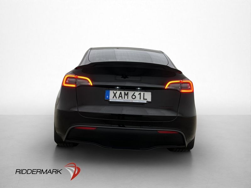 Tesla Model Y bild 8