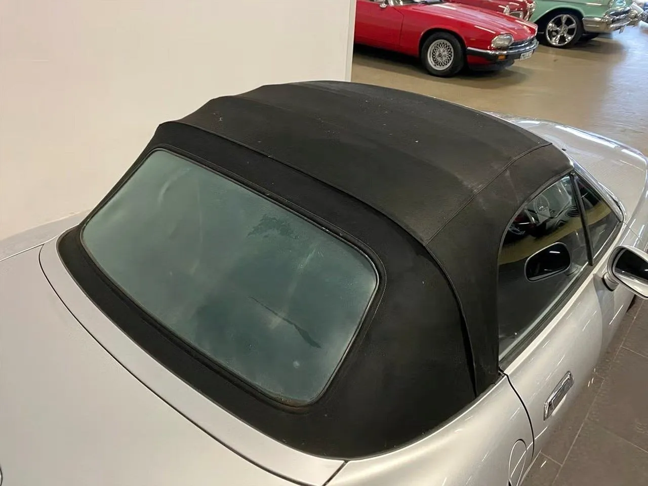 Vehicle image 20