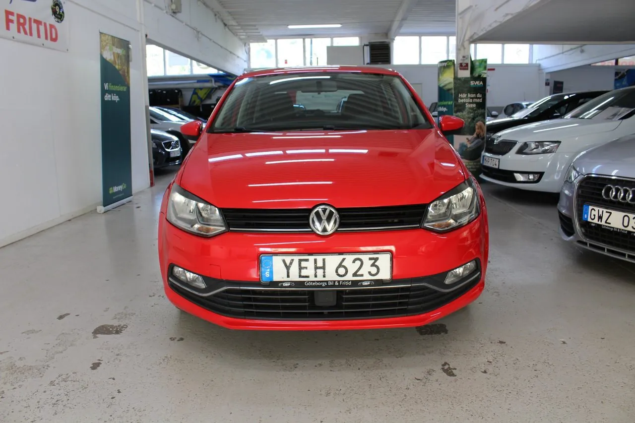 Vehicle image 9