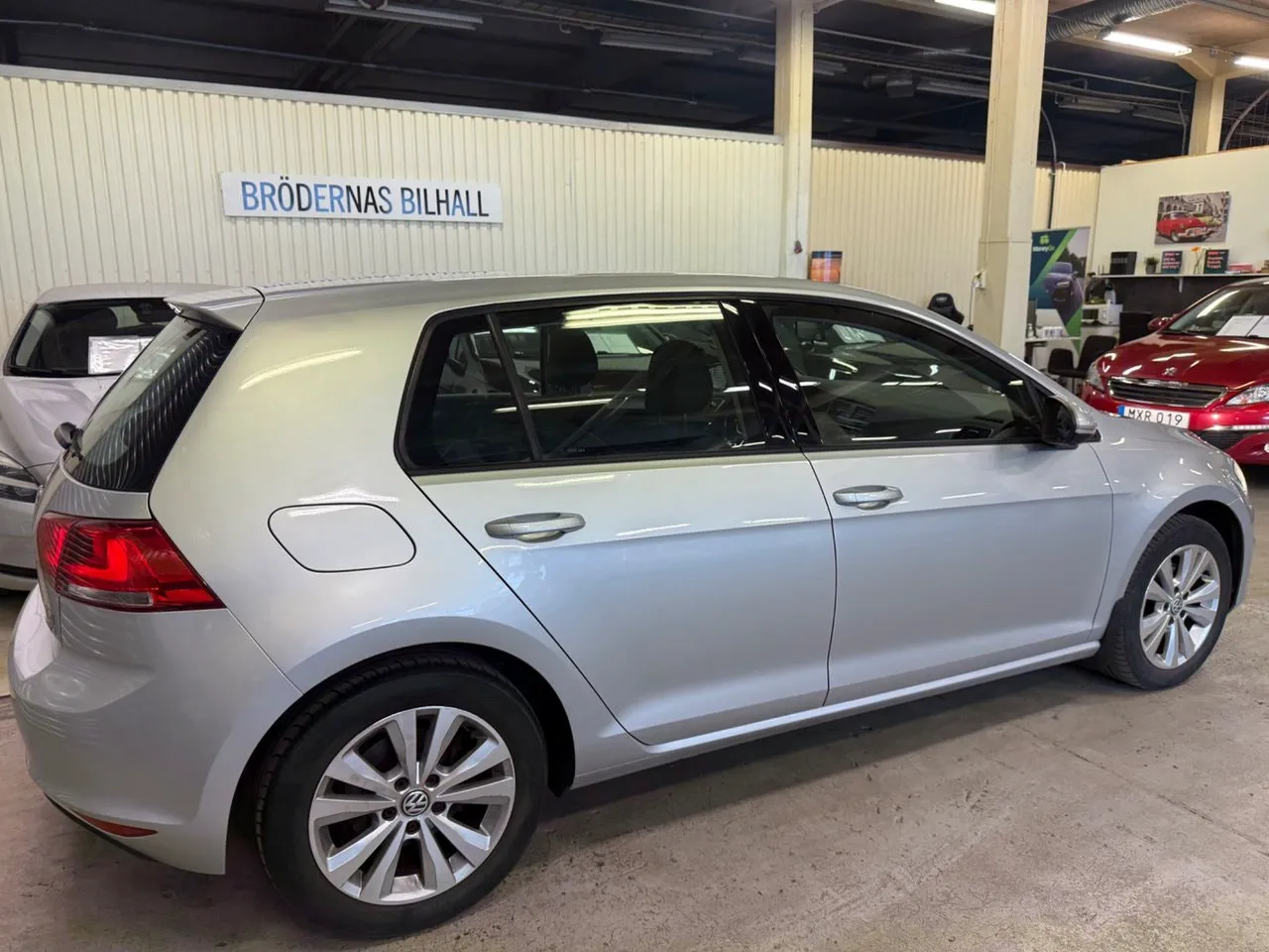 Vehicle image 1