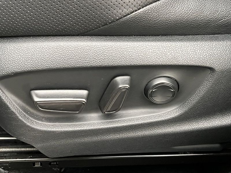 Toyota C-HR bild 12
