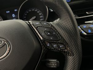 Toyota C-HR bild 16