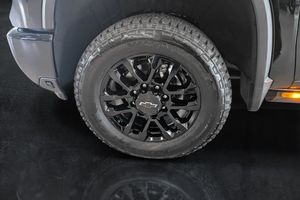 Chevrolet Silverado bild 14
