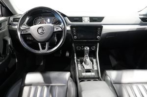 Skoda Superb bild 7