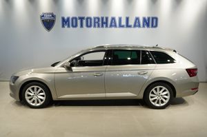 Skoda Superb bild 2