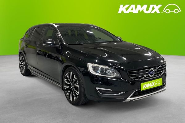 Volvo V60 D4 AWD Ocean Race Taklucka BLIS Navi Kamrem bytt - 2016