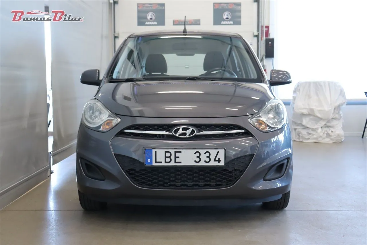 Vehicle image 7